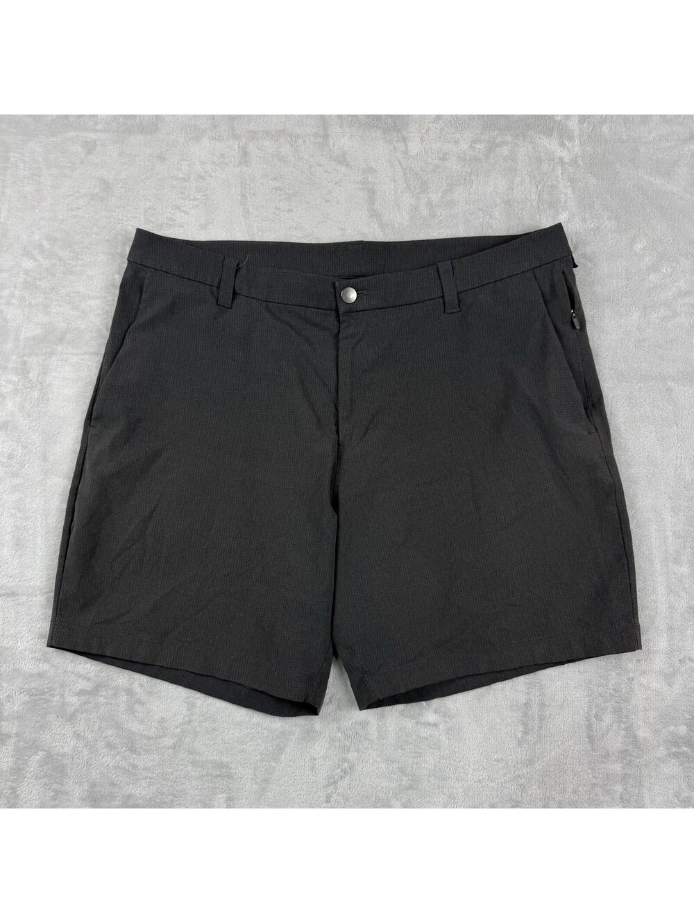 Lululemon Men's Commission Shorts Breathable Lightweight Size 36 Travel Casual